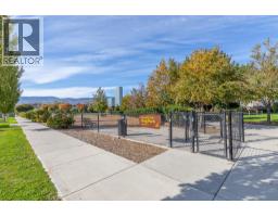 625 Rowcliffe Avenue Unit# 305, Kelowna, BC V1Y5Y8 Photo 34