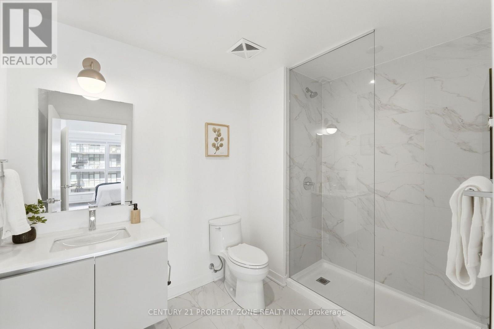#719 405 DUNDAS STREET W - 22