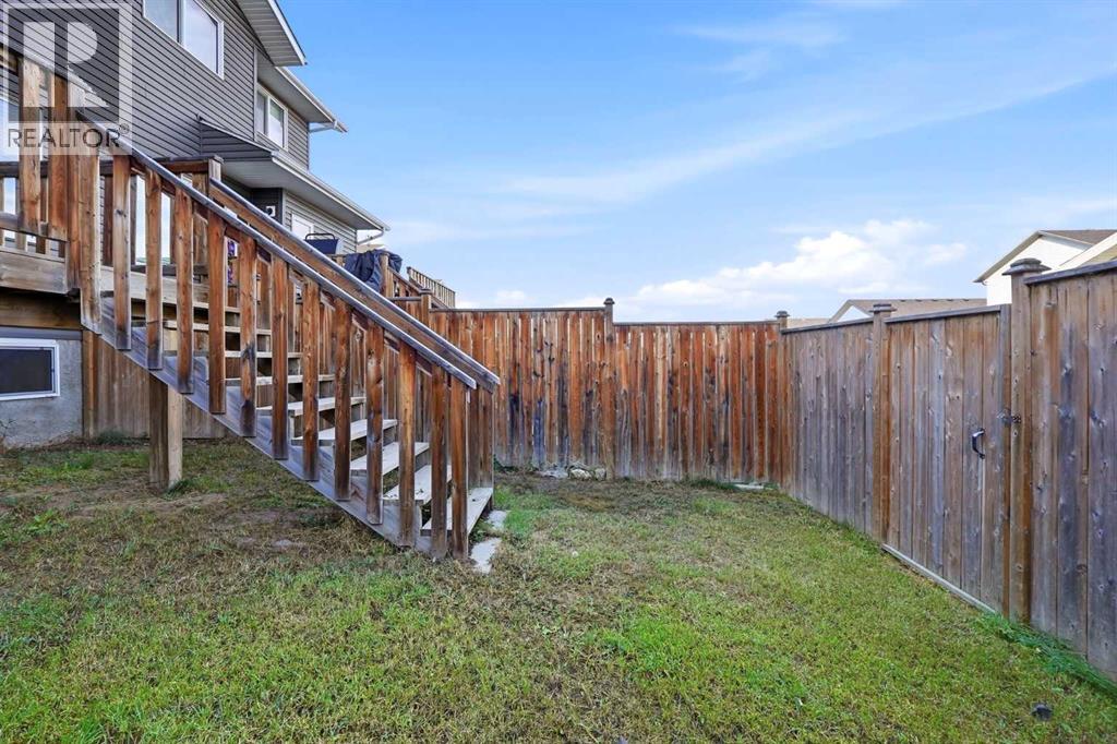 Listing photo – 27 Rowberry Court, Sylvan Lake