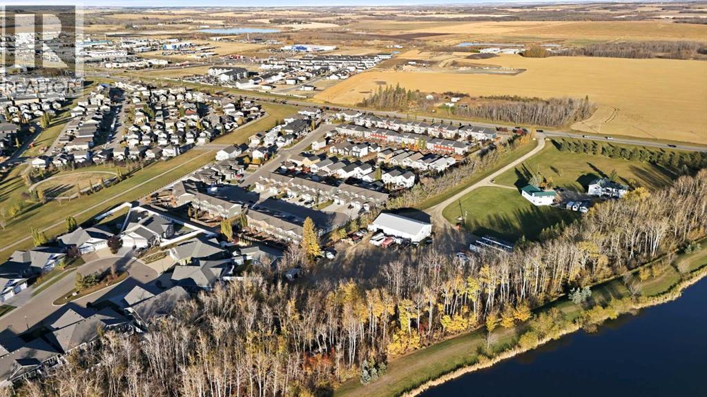 Listing photo – 27 Rowberry Court, Sylvan Lake