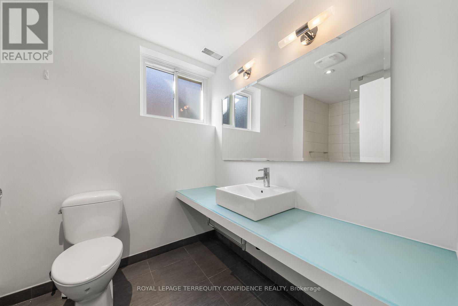 36 Sutcliffe Drive — photo 27