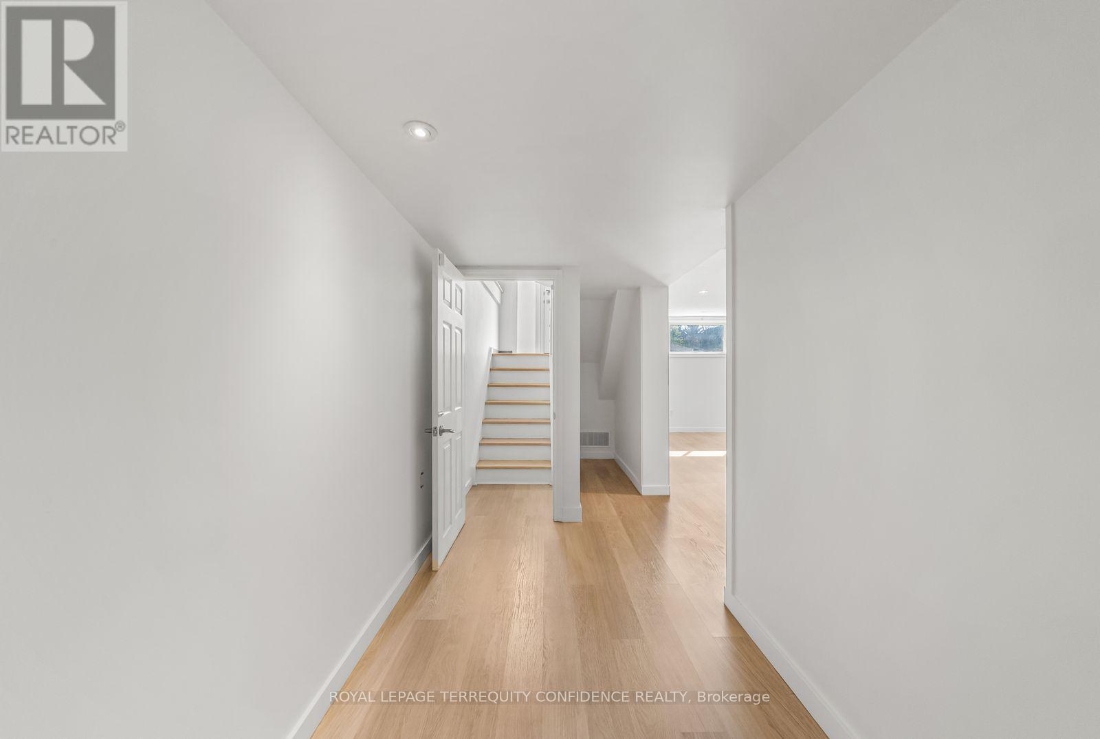 36 Sutcliffe Drive — photo 32