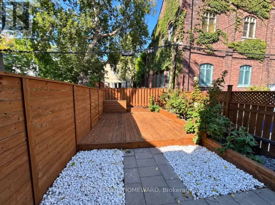 MAIN - 726 GERRARD STREET E, Toronto (North Riverdale) — photo 9