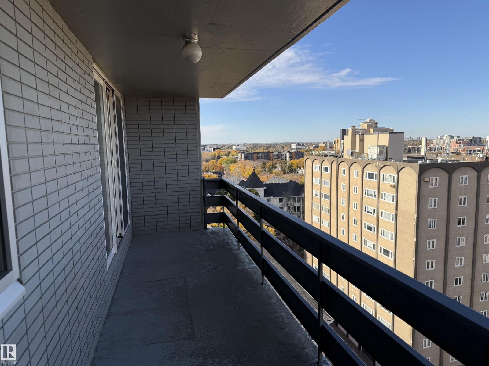 #1304 10160 116 ST NW - 23
