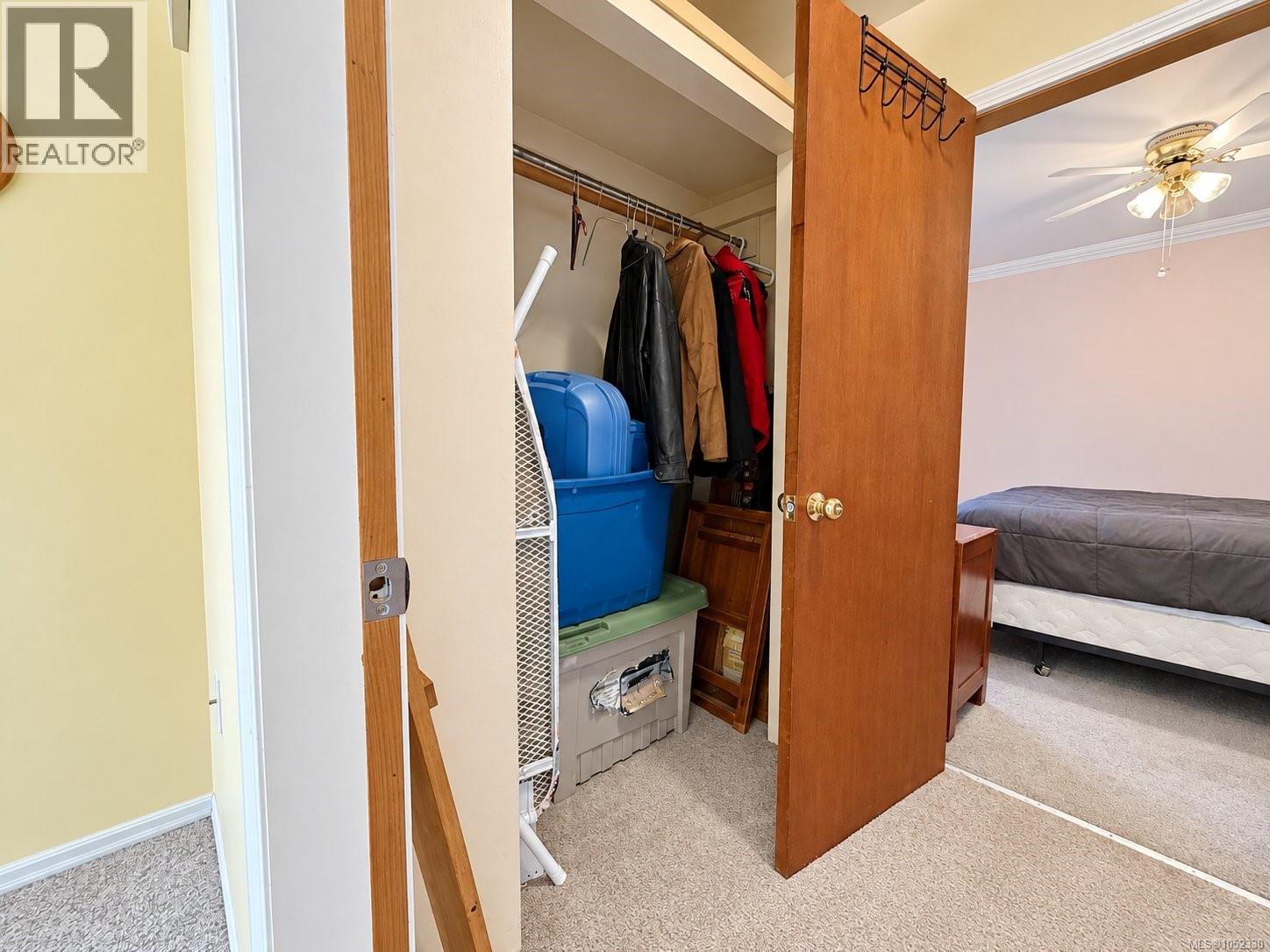 4878 Josephine St - 39