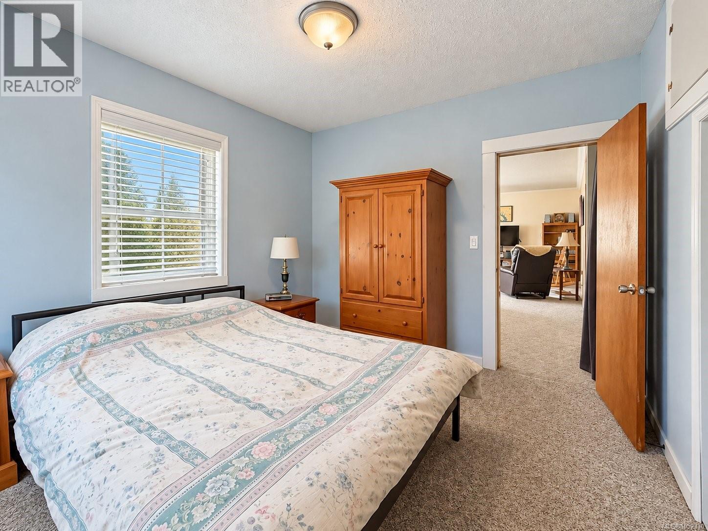 4878 Josephine St - 24