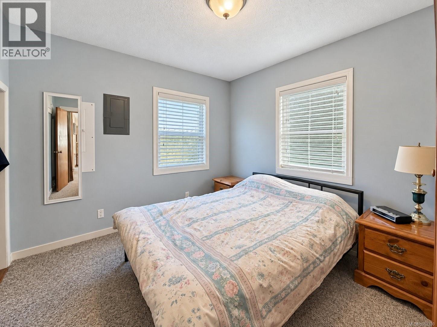 4878 Josephine St - 25