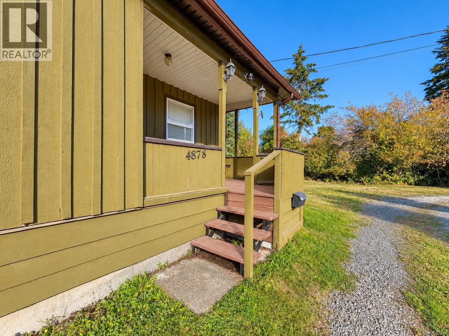 4878 Josephine St - 6