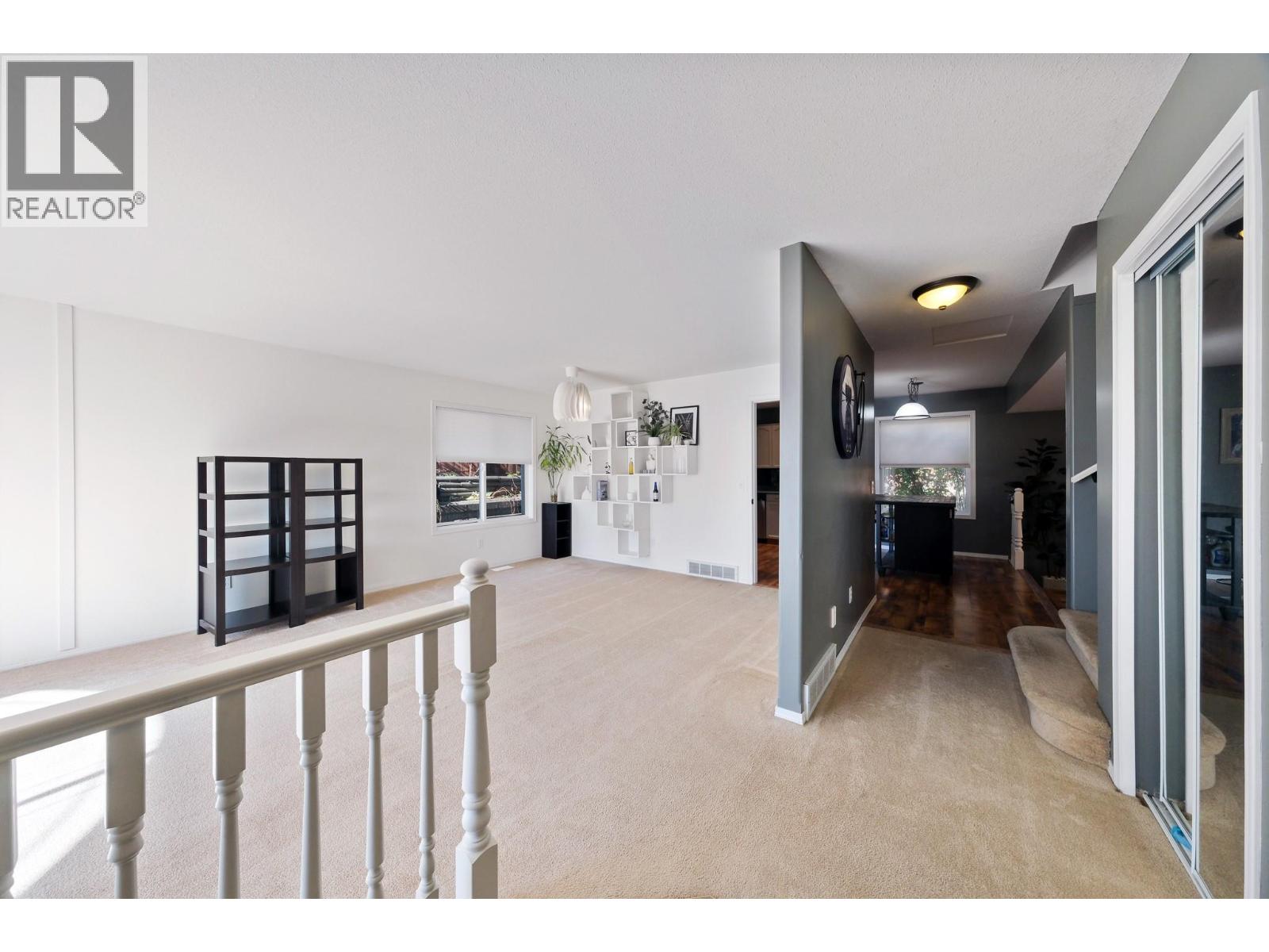  2800 DOUCETTE Drive, West Kelowna