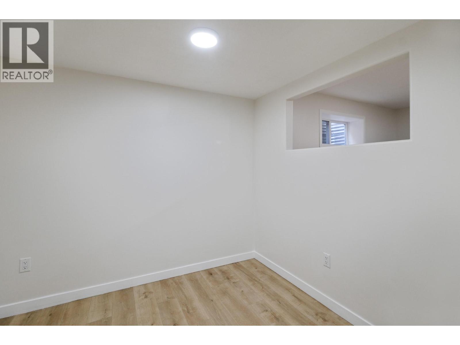  2800 DOUCETTE Drive, West Kelowna