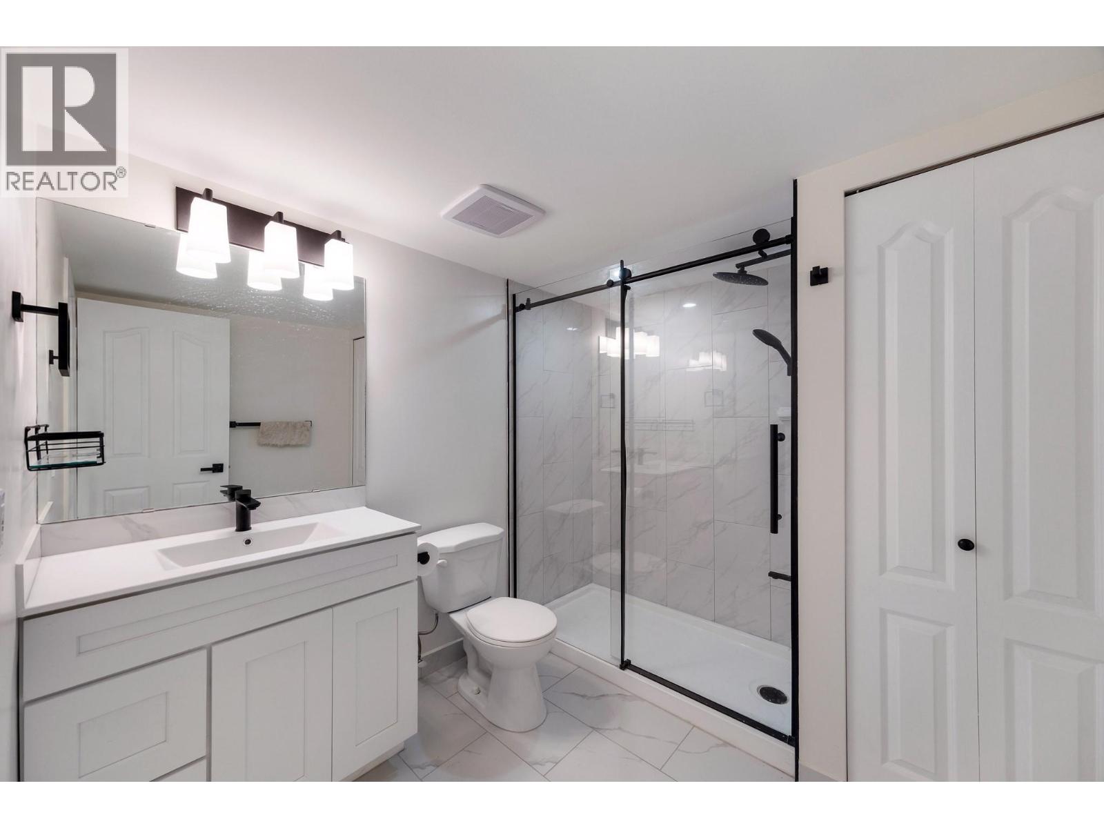 2800 DOUCETTE Drive - 19