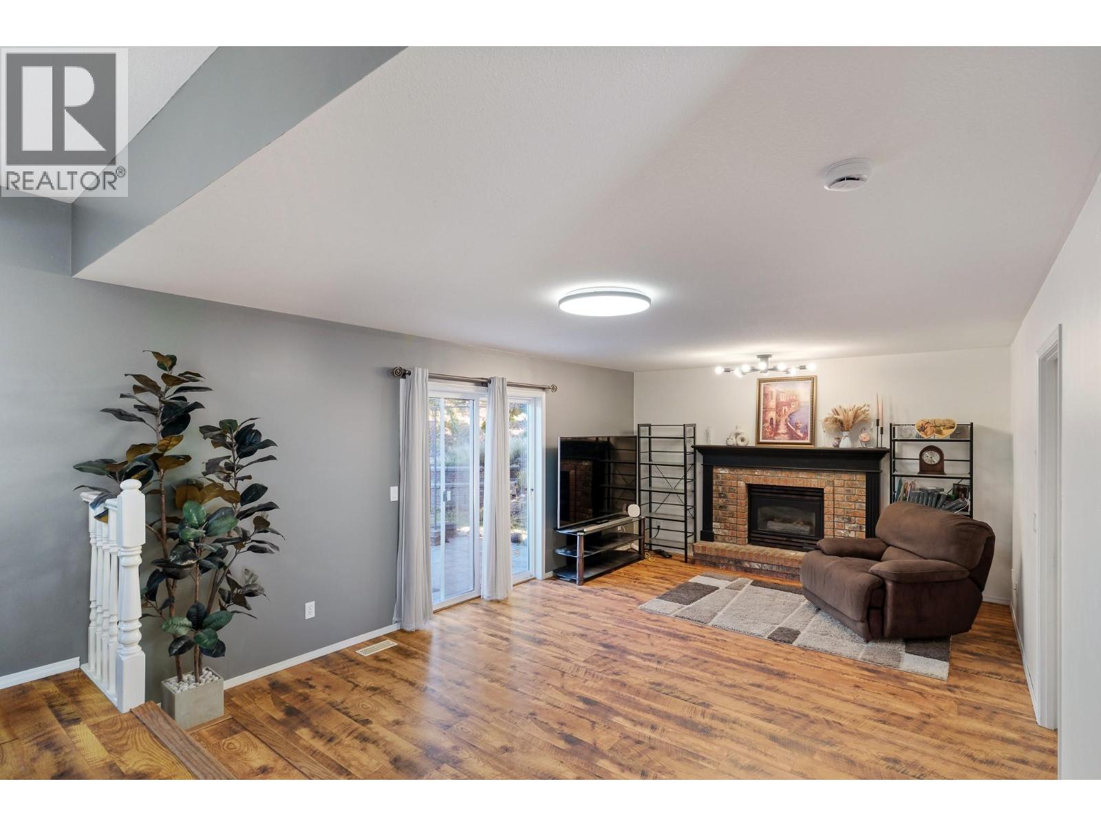 2800 DOUCETTE Drive - 9