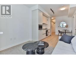 2405 - 10 Graphophone Grove, Toronto, ON M6H0E5 Photo 16