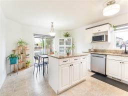 243 Marygrove Crescent, Winnipeg, MB R3Y1M4 Photo 11