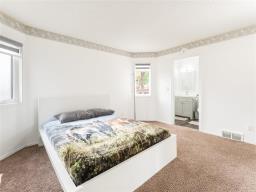 243 Marygrove Crescent, Winnipeg, MB R3Y1M4 Photo 23