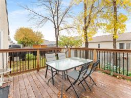 243 Marygrove Crescent, Winnipeg, MB R3Y1M4 Photo 45