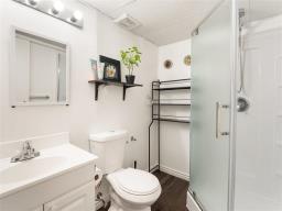243 Marygrove Crescent, Winnipeg, MB R3Y1M4 Photo 41