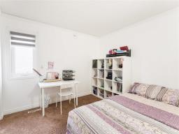 243 Marygrove Crescent, Winnipeg, MB R3Y1M4 Photo 20