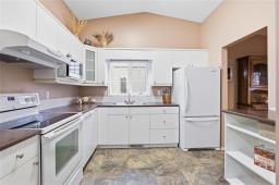 Recreation room - 37 650 Warde Avenue, Winnipeg, MB R2N3Z7 Photo 9