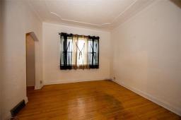 34 Lansdowne Avenue, Winnipeg, MB R2W0E9 Photo 14