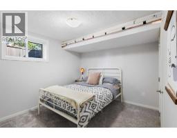 809 68 Avenue Sw, Calgary, AB T2V0N5 Photo 16