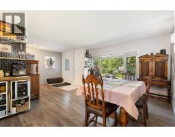 Bedroom - 809 68 Avenue Sw, Calgary, AB T2V0N5 Photo 10