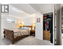 809 68 Avenue Sw, Calgary, AB T2V0N5 Photo 17
