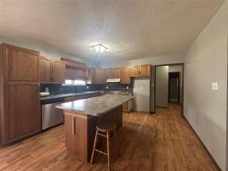 100090 3 Road N, Killarney, MB R0K1G0 Photo 11