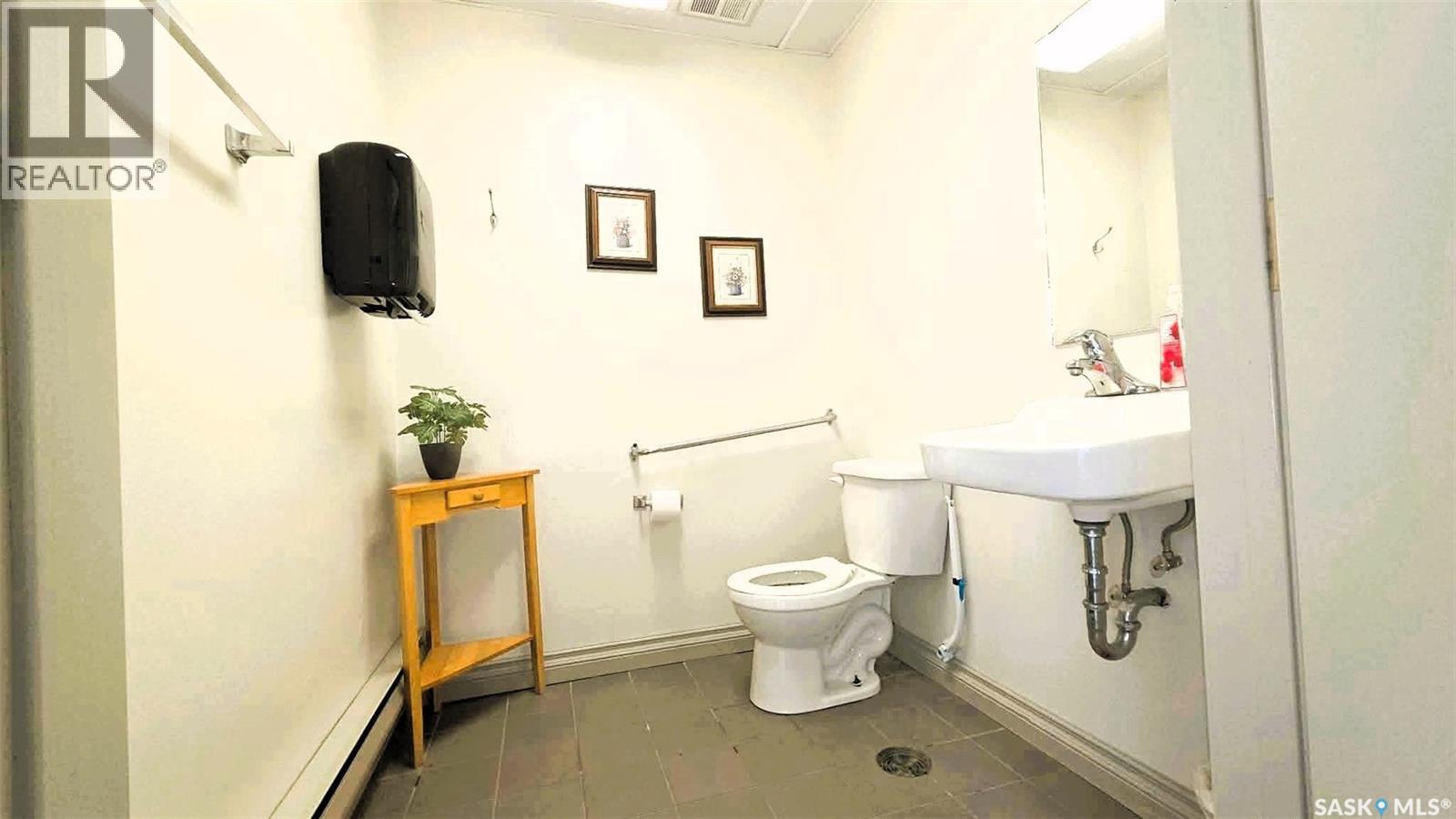 332 Broadway STREET W, Yorkton — photo 17