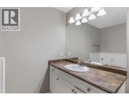 515 Houghton Road Unit# 311, Kelowna, BC V7X7P9 Photo 9