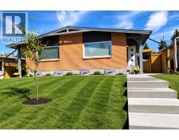 2826 43 Street SW - photo 1
