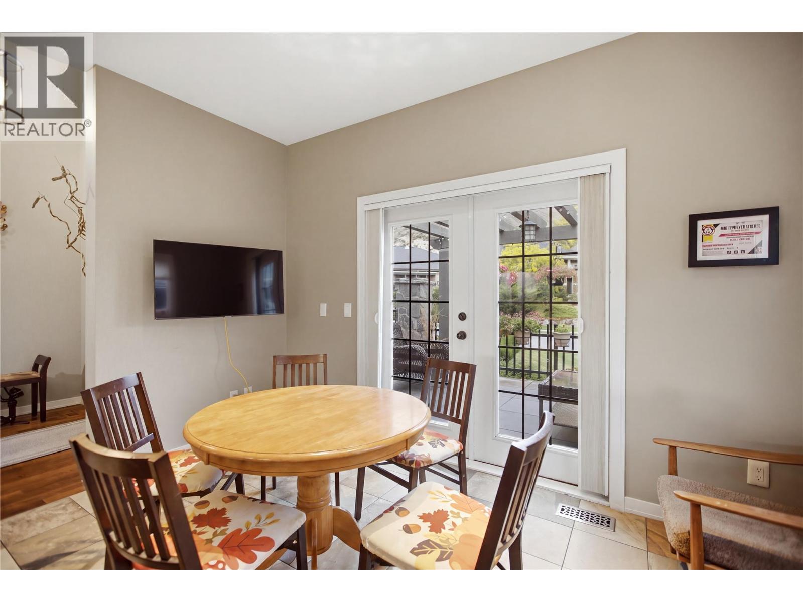 #2 1900 Irongate Place - 22