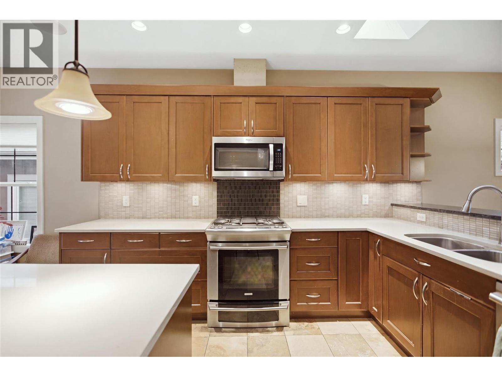 #2 1900 Irongate Place - 28