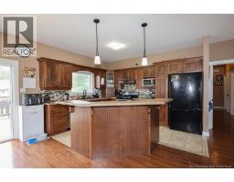 75 Whisperwood Drive, photo 7