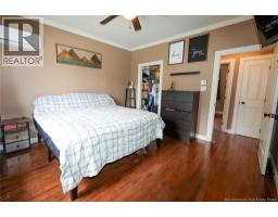 75 Whisperwood Drive, photo 16
