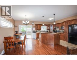 75 Whisperwood Drive, photo 8