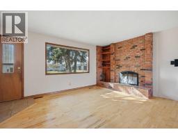 20 Blackthorn Place NE - photo 8