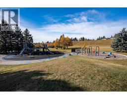 20 Blackthorn Place NE - photo 41