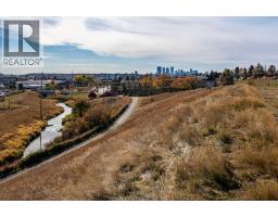 20 Blackthorn Place NE - photo 45