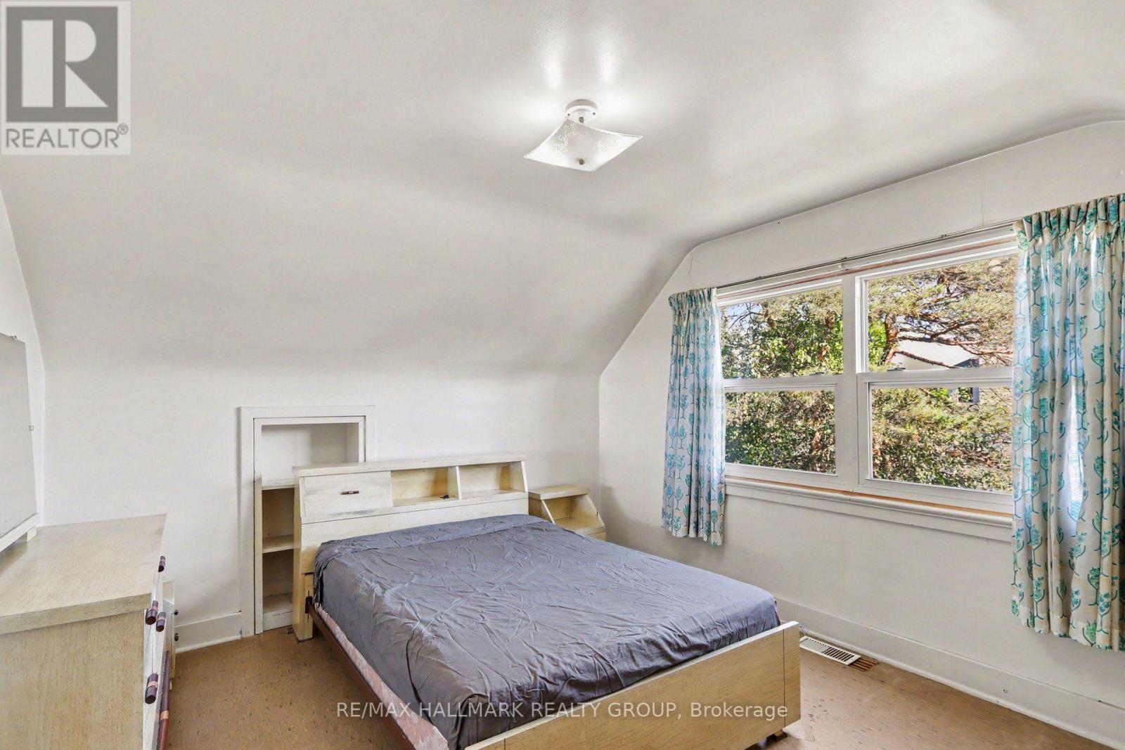 1388 NORMANDY CRESCENT, Ottawa — photo 8