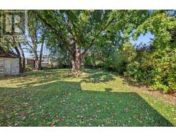 1388 Normandy Crescent, Ottawa, ON K2C0N5 Photo 12