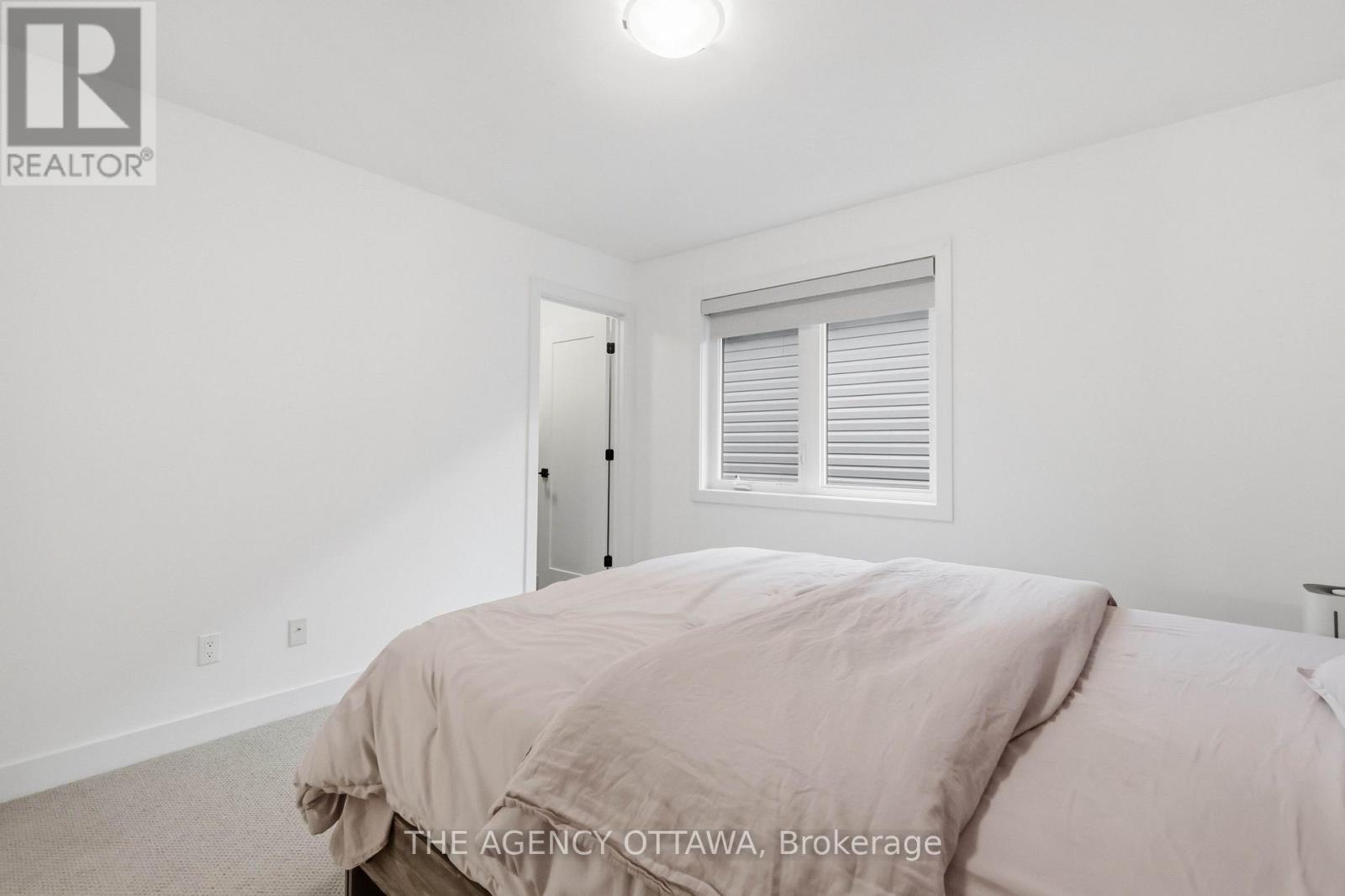 124 DUN SKIPPER DRIVE - 34