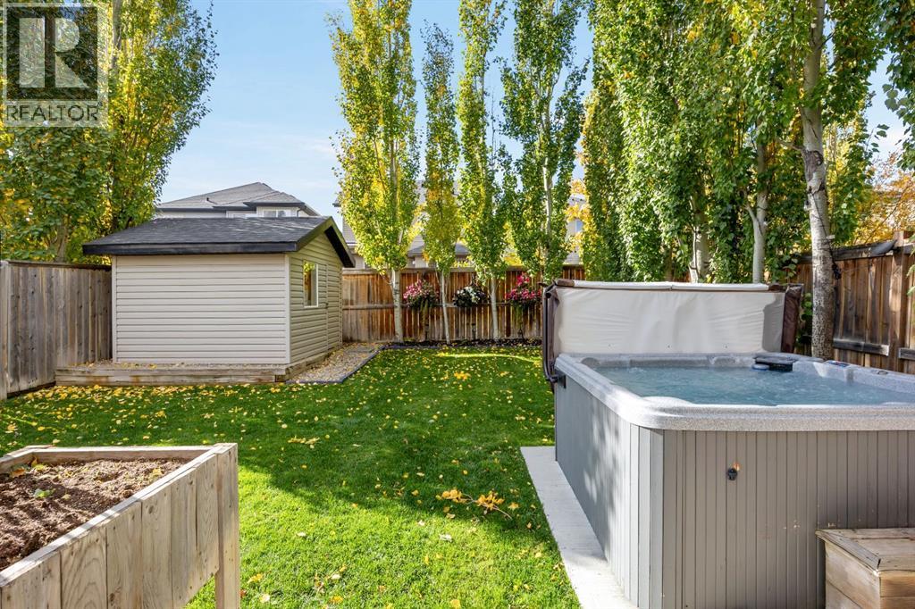 176 Royal Oak Terrace NW photo 44