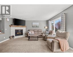 4pc Bathroom - 176 Royal Oak Terrace Nw, Calgary, AB T3G6A6 Photo 7