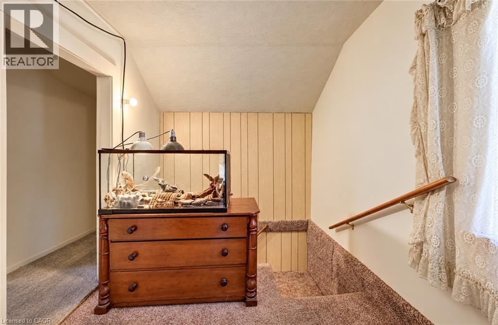 1383 Bridge Street — photo 15