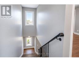 56 - 508 Essa Road, Barrie, ON L0M1A0 Photo 9