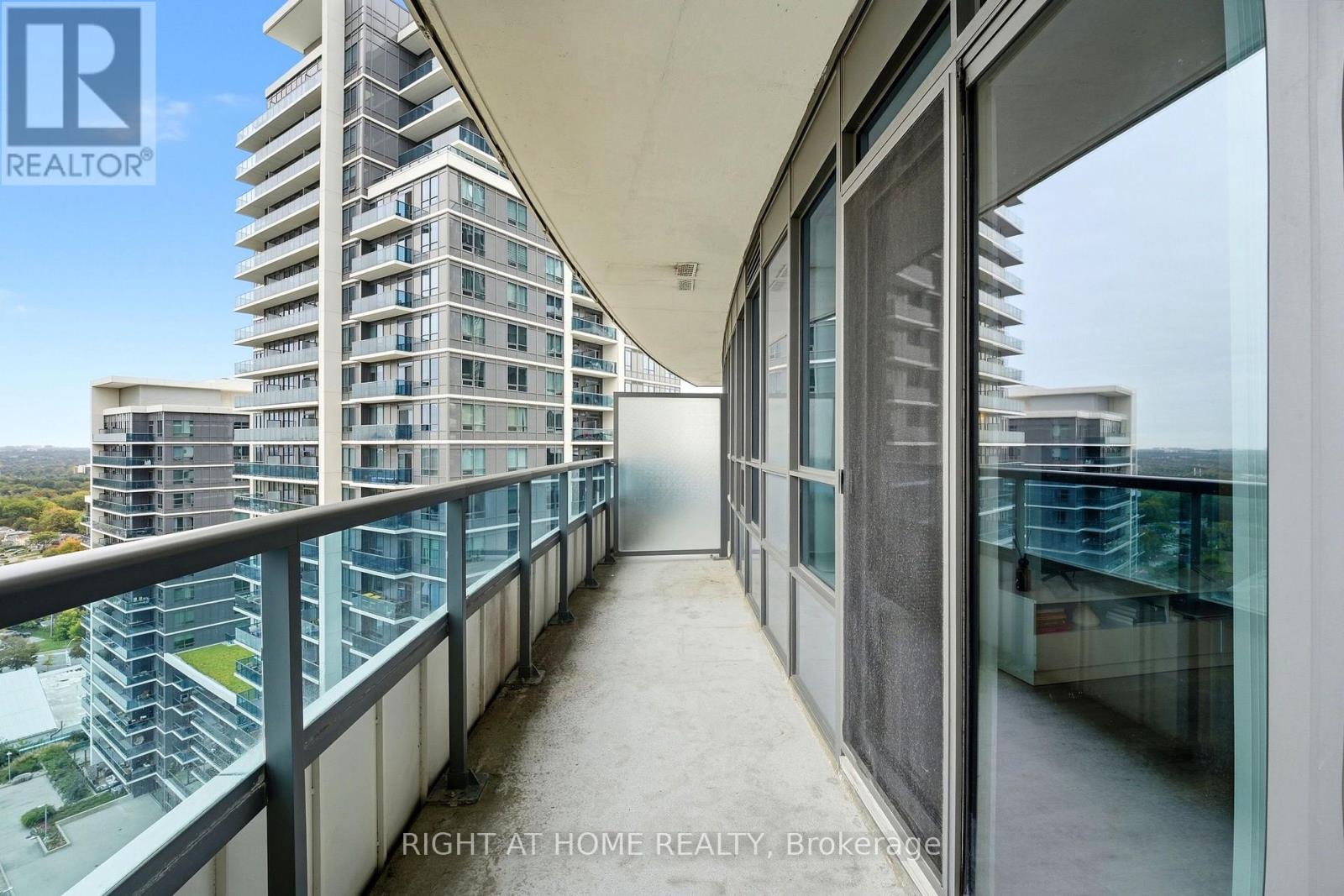 7171 Yonge Street — photo 21