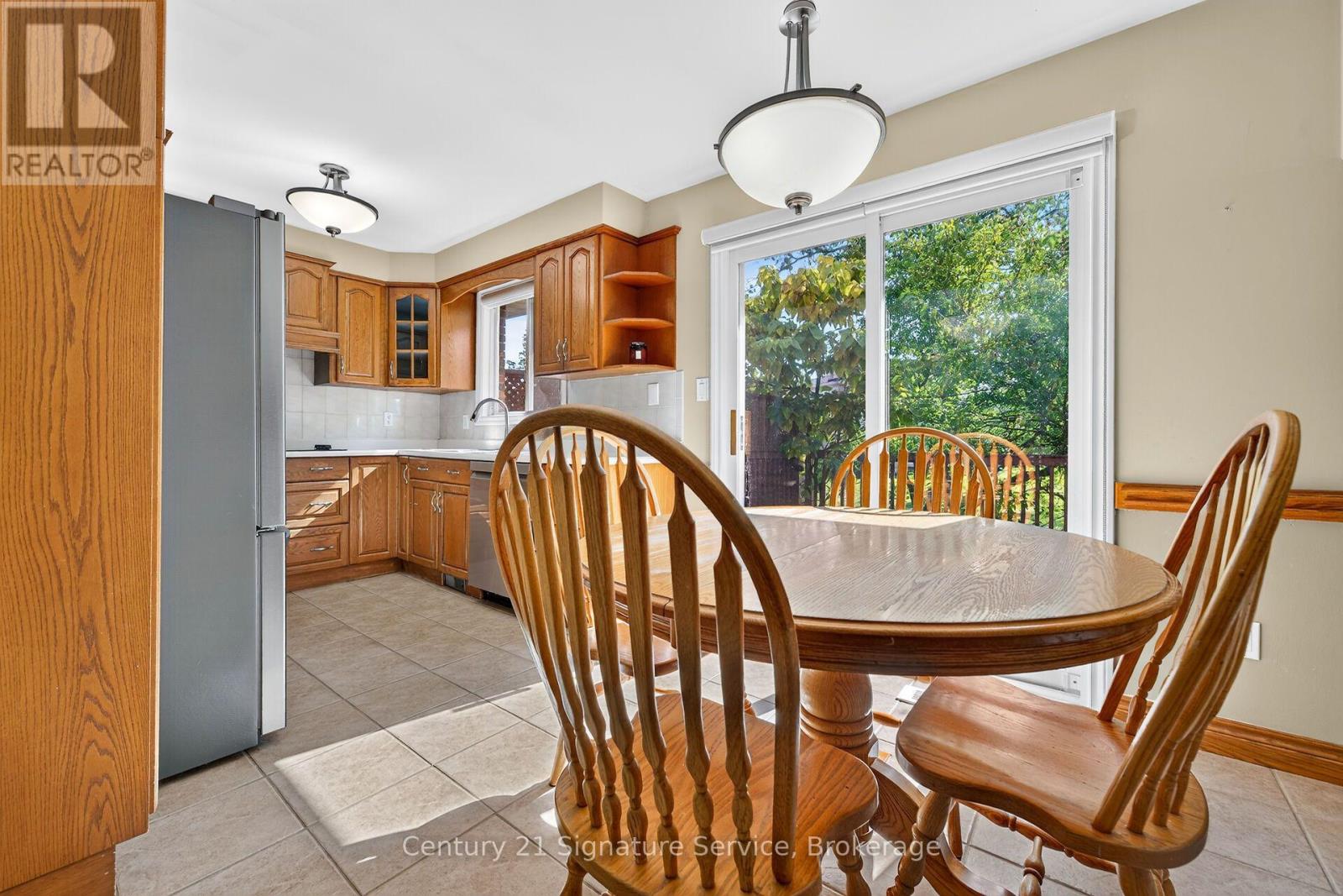 11 FULLER CRESCENT, Thorold (Confederation Heights) — photo 5