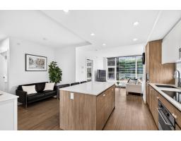 809 13615 Fraser Highway, Surrey, BC V3T0P7 Photo 8