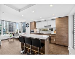 809 13615 Fraser Highway, Surrey, BC V3T0P7 Photo 6